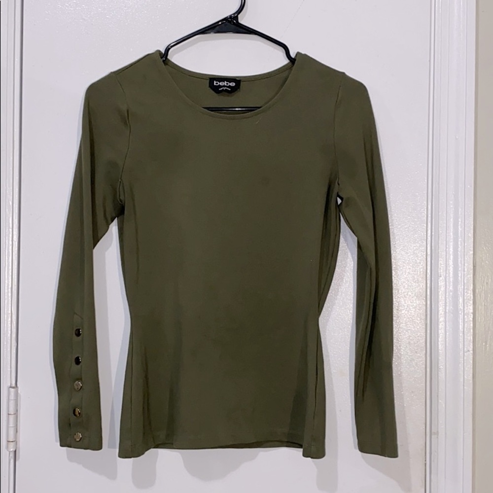 Bebe quarter buttoned-sleeve Small shirt
